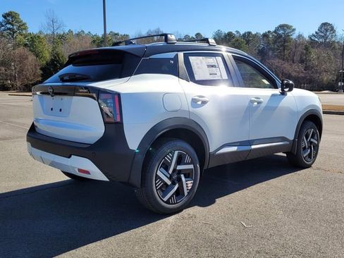 New 2026 Nissan Kicks SV w/ Cold Weather Package FWD image 3