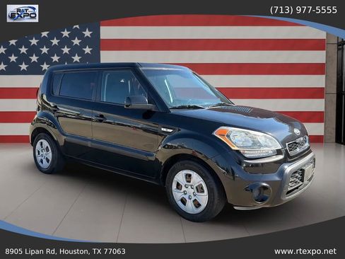 Used 2013 Kia Soul FWD image 3