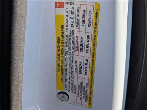 Used 2020 Tesla Model X Long Range image 16