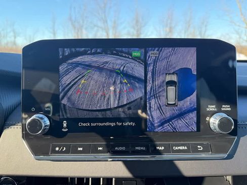 New 2025 Mitsubishi Outlander SE image 17