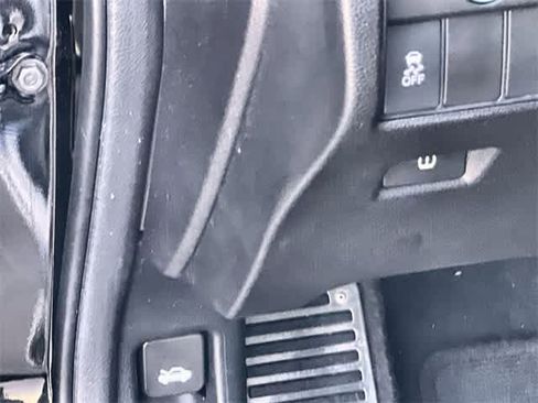 Used 2016 Honda Accord Sport image 28