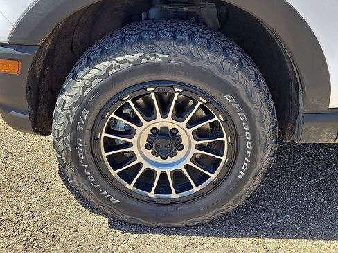 Used 2021 Ford Bronco Sport AWD/4WD image 10