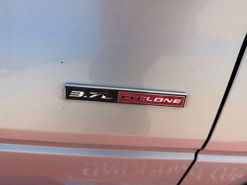 Used 2013 Ford F150 XLT w/ Mid Equipment Group RWD image 9