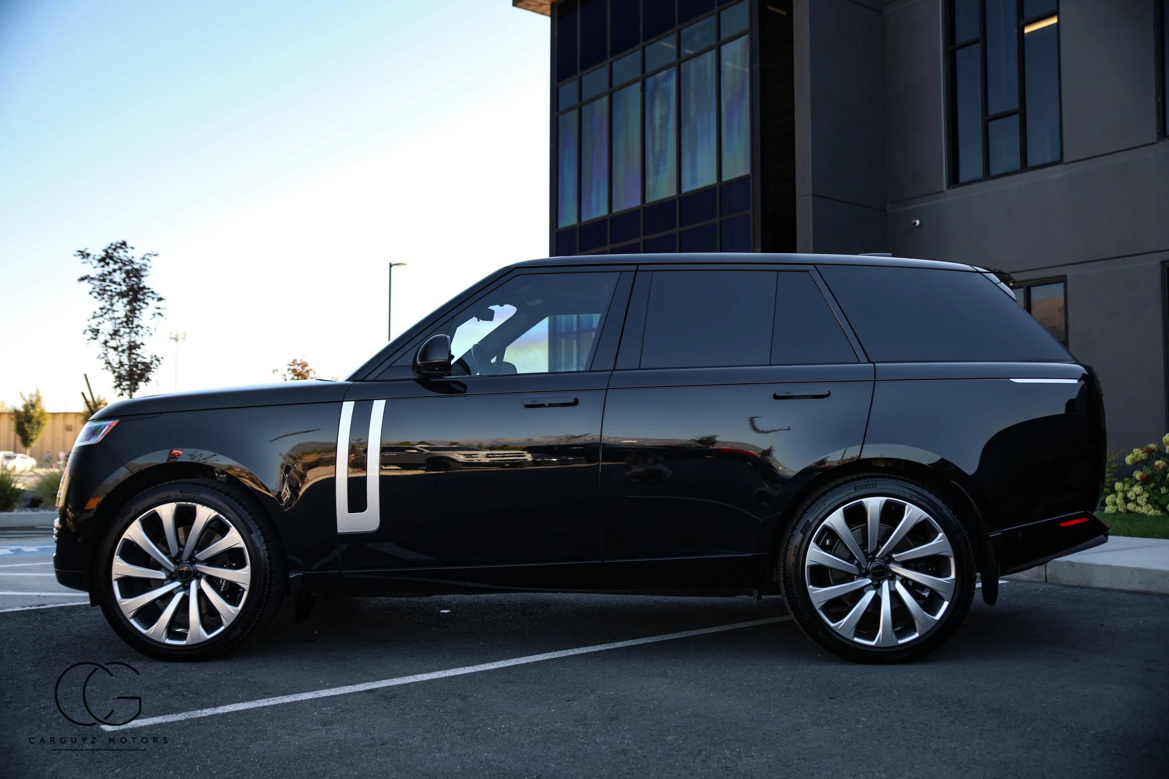 Used 2026 Land Rover Range Rover Autobiography AWD/4WD image 10
