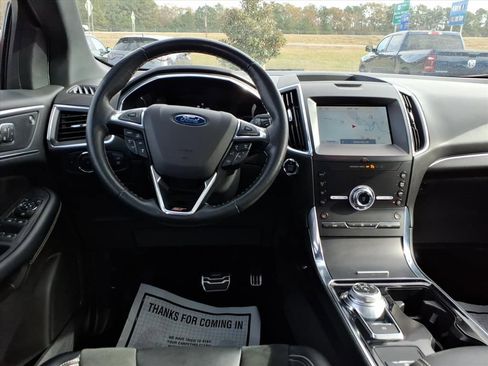 Used 2020 Ford Edge ST w/ Cold Weather Package image 13