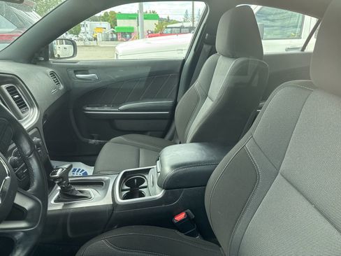 Used 2021 Dodge Charger SXT AWD/4WD image 10