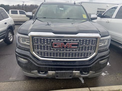 Used 2017 GMC Sierra 1500 Denali w/ Denali Ultimate Package image 6