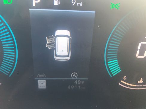 Used 2025 Hyundai Santa Fe SEL image 17