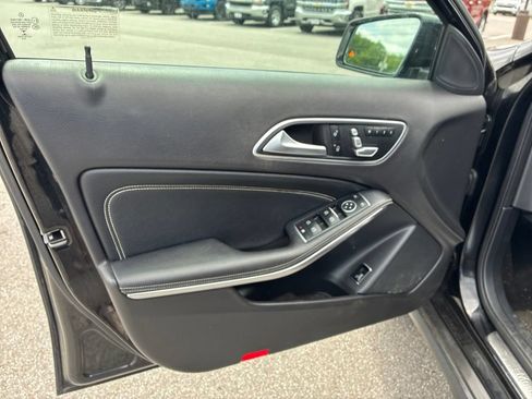 Used 2019 Mercedes-Benz GLA 250 4MATIC image 20