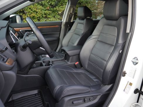 Used 2018 Honda CR-V Touring image 36