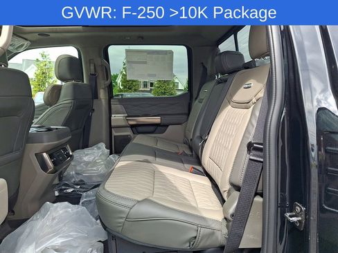 New 2026 Ford F250 Platinum w/ Platinum Plus Package AWD/4WD image 6