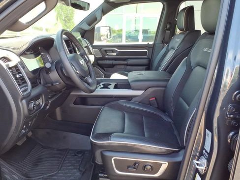 Used 2026 RAM 1500 Laramie AWD/4WD image 11