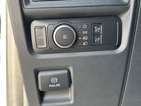 Used 2022 Ford F150 XLT w/ Equipment Group 302A High image 38