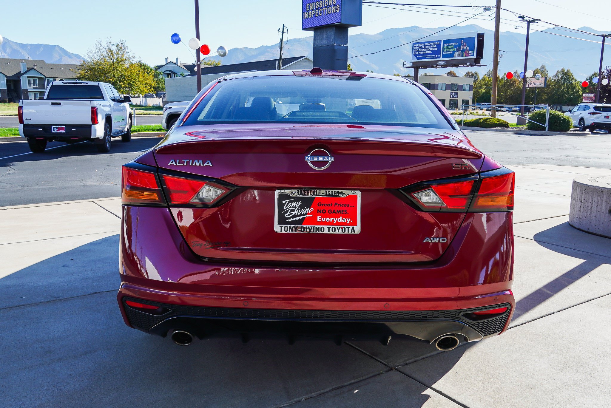 Used 2024 Nissan Altima 2.5 SR w/ SR Premium Package AWD/4WD image 7