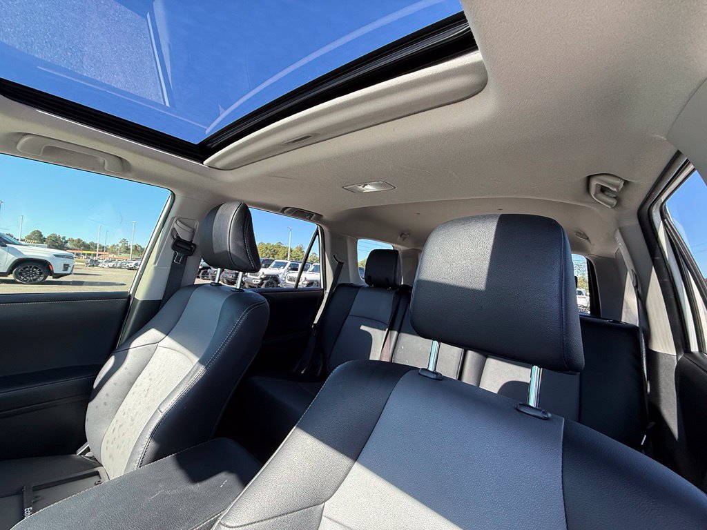 Used 2023 Toyota 4Runner SR5 Premium w/ Moonroof Package RWD image 17
