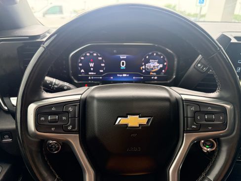 Used 2024 Chevrolet Silverado 3500 LTZ w/ LTZ Convenience Package AWD/4WD image 15