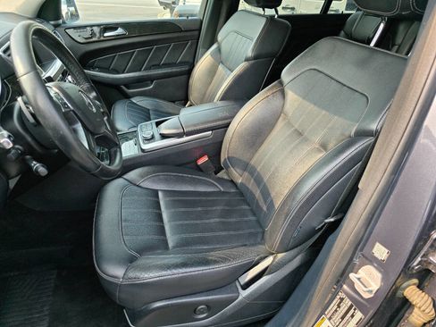 Used 2016 Mercedes-Benz GL 450 4MATIC w/ Premium I Package image 9