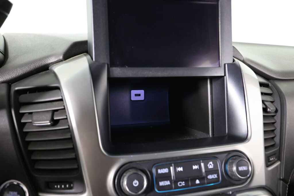 Used 2018 Chevrolet Suburban LT w/ Luxury Package RWD image 36