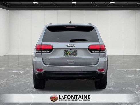 Certified 2020 Jeep Grand Cherokee Limited w/ Premium Lighting Group image 4