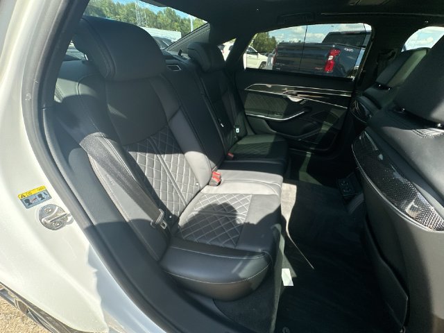 Used 2023 Audi S8 w/ S8 Executive Package AWD/4WD image 31