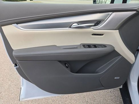 New 2025 Cadillac XT5 Premium Luxury image 22