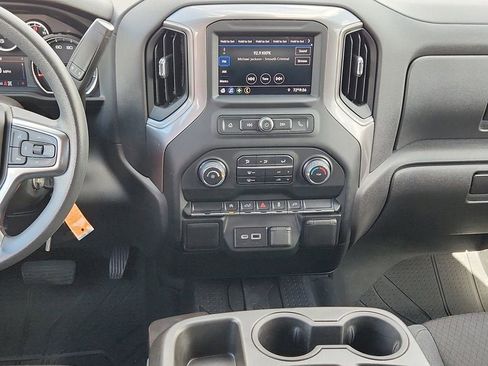 Used 2022 Chevrolet Silverado 1500 Custom w/ LPO, Dark Essentials Package AWD/4WD image 11
