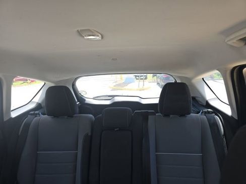 Used 2013 Ford C-MAX SE FWD image 12