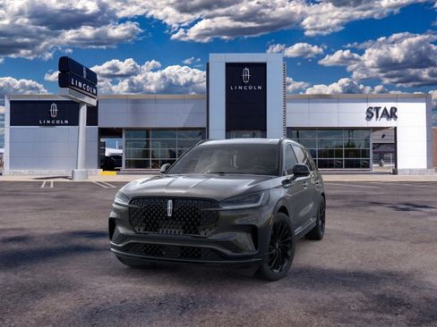 New 2026 Lincoln Aviator Reserve w/ Jet Appearance Package AWD/4WD image 2