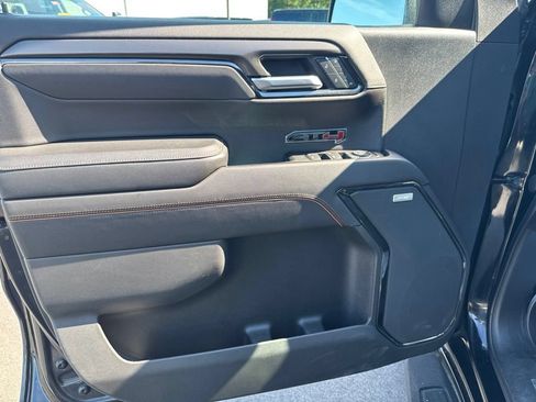 Used 2022 GMC Sierra 1500 AT4 w/ AT4 Premium Package AWD/4WD image 11