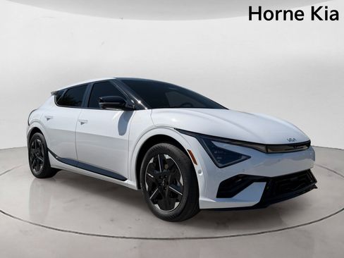 New 2026 Kia EV6 GT-Line RWD image 2