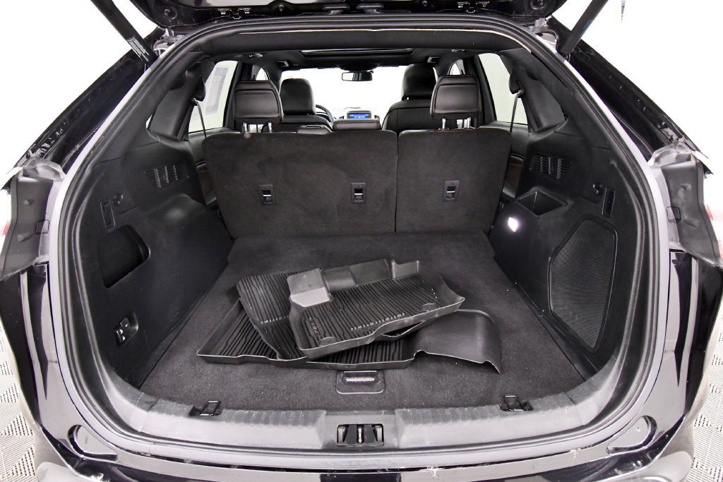 Used 2021 Ford Edge Titanium w/ Equipment Group 301A AWD/4WD image 7