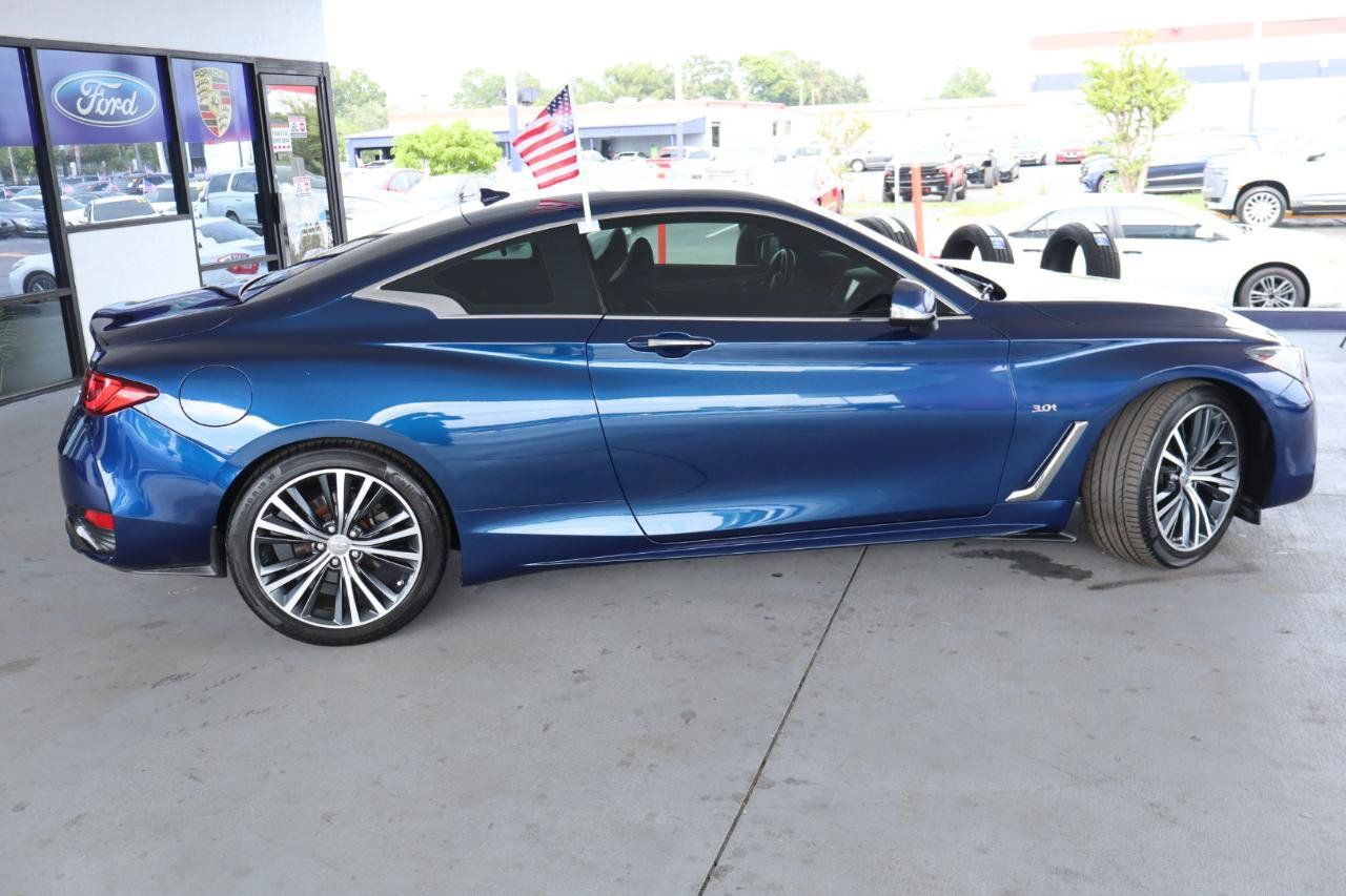 Used 2019 INFINITI Q60 3.0t Luxe w/ Essential Package AWD/4WD image 4