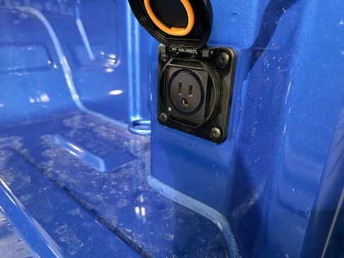 New 2025 Chevrolet Silverado 1500 LT w/ Z71 Off-Road Package image 8