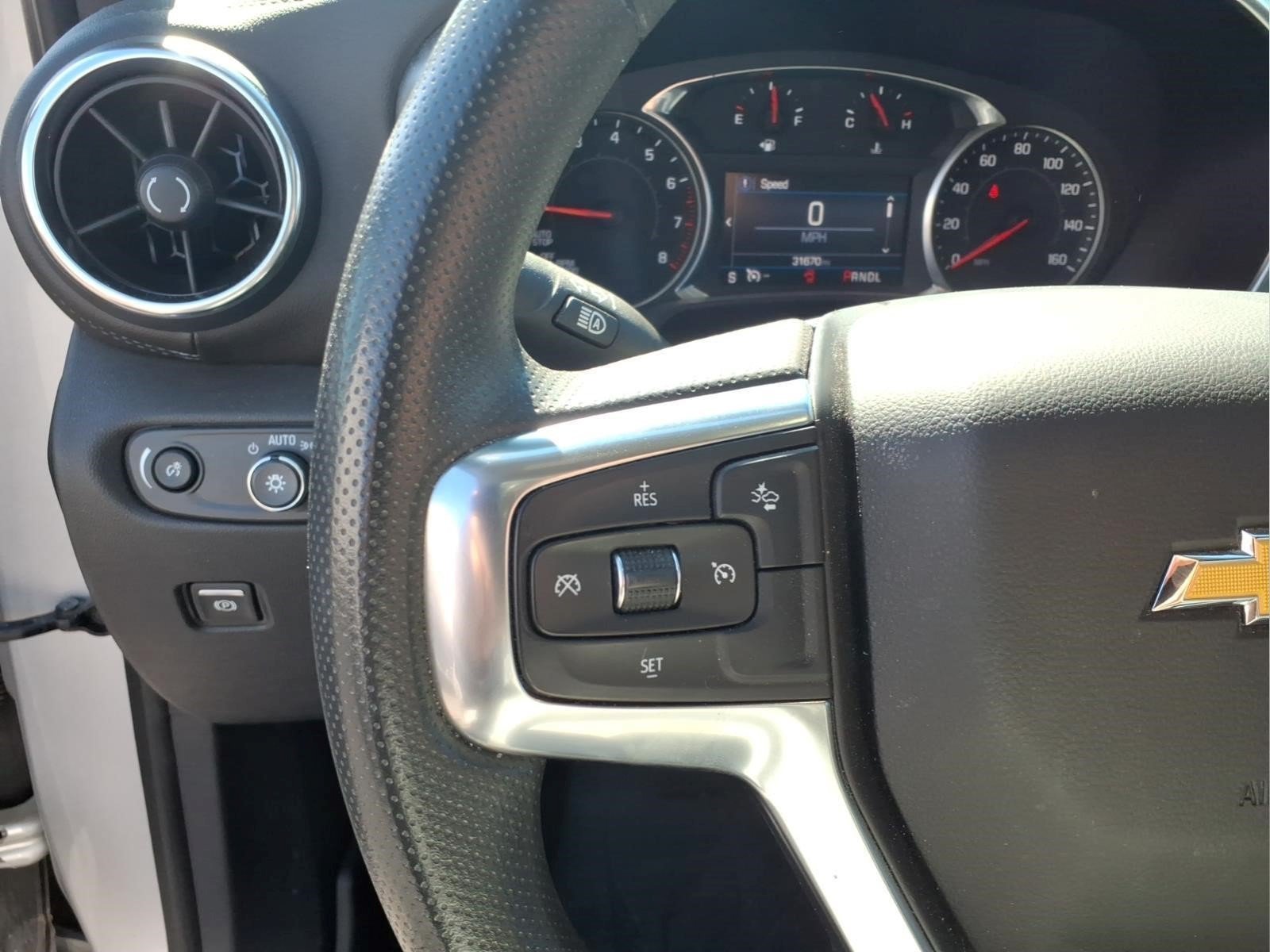 Used 2021 Chevrolet Blazer LT FWD image 13