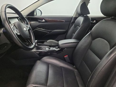 Used 2019 Kia Cadenza Technology image 17