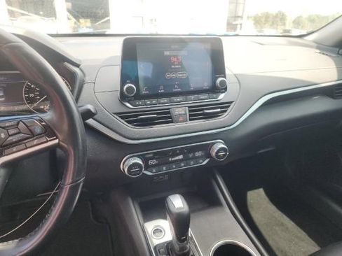 Used 2019 Nissan Altima 2.5 SV image 7