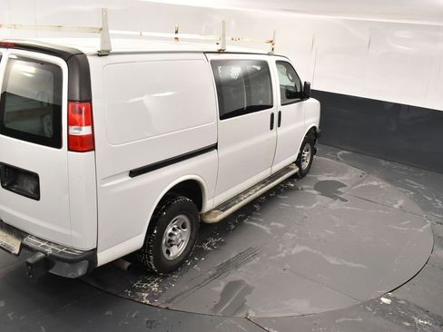 Used 2019 Chevrolet Express 2500 w/ Driver Convenience Package image 33