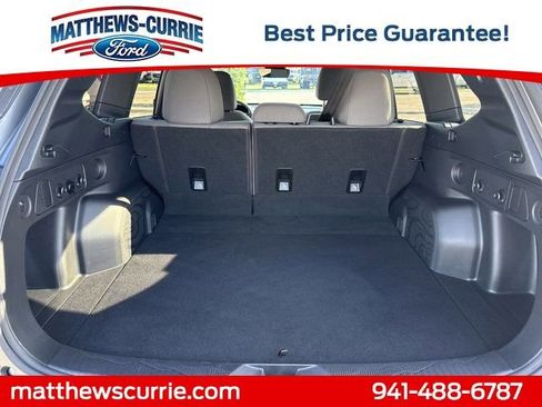 Used 2025 Subaru Forester AWD/4WD image 14