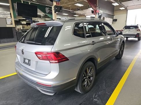 Used 2023 Volkswagen Tiguan SE FWD image 24