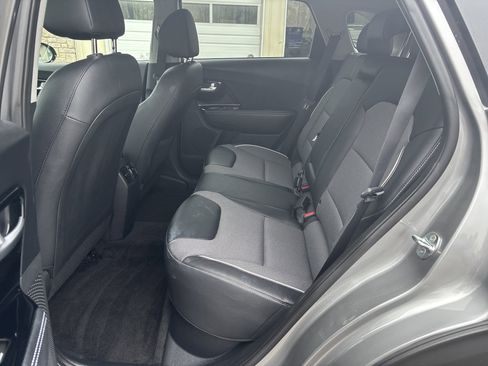 Used 2022 Kia Niro EX w/ Cold Weather Package image 43
