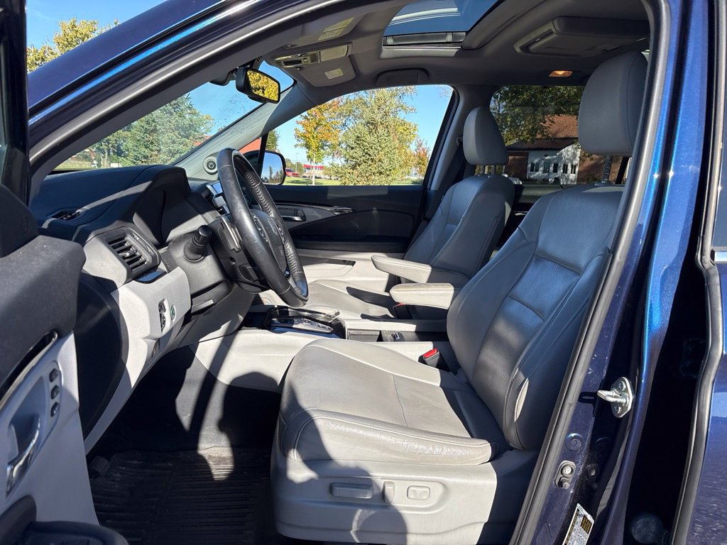Used 2016 Honda Pilot Elite image 16