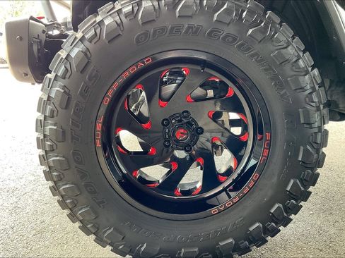 Used 2020 Jeep Wrangler Unlimited Rubicon AWD/4WD image 27