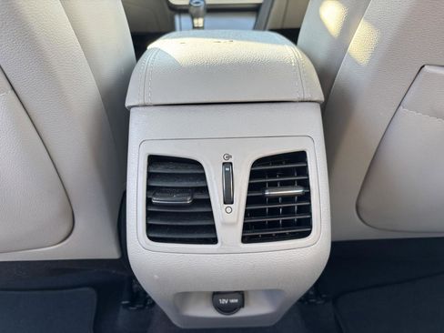 Used 2015 Hyundai Sonata Limited w/ Option Group 05 image 22