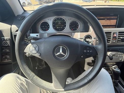 Used 2011 Mercedes-Benz GLK 350 4MATIC image 11