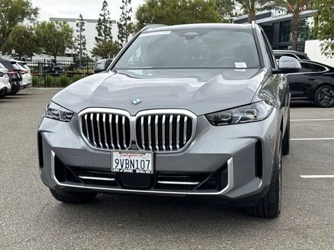 Used 2026 BMW X5 sDrive40i w/ Premium Package RWD image 3