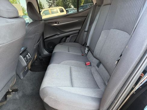 Used 2025 Toyota Camry LE FWD image 33