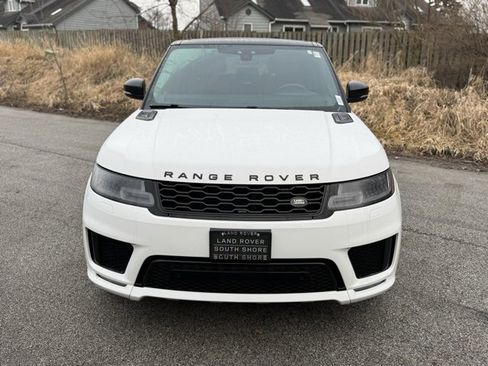 Used 2022 Land Rover Range Rover Sport HST image 3