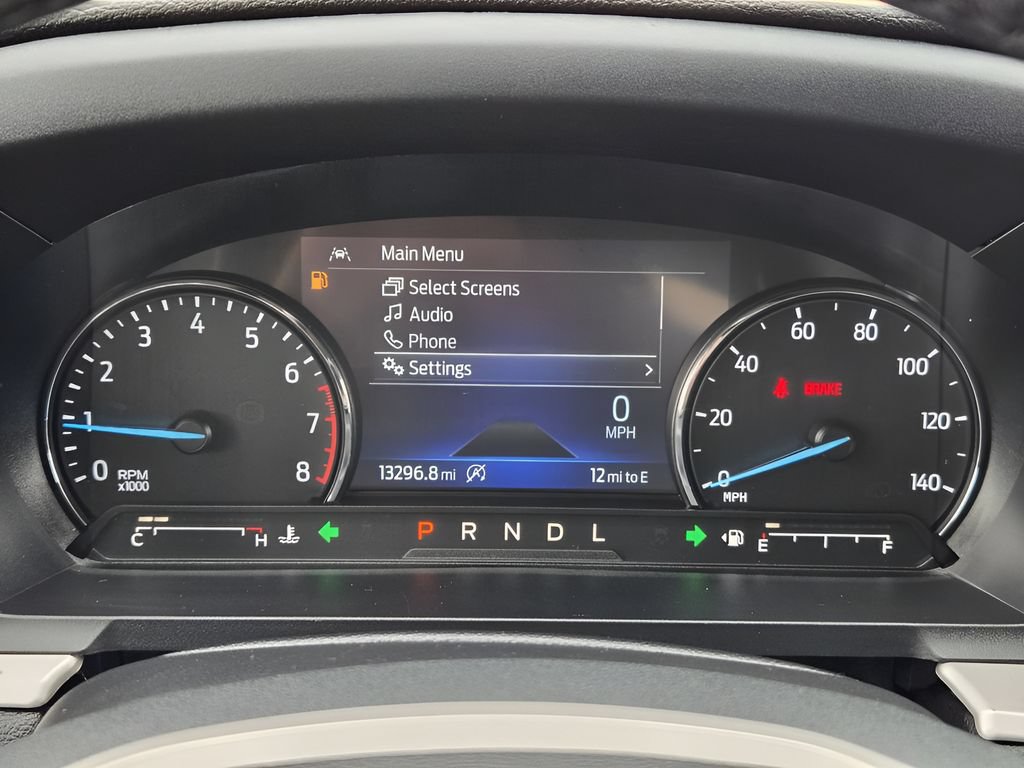 Used 2024 Ford Explorer XLT AWD/4WD image 14