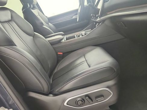 Used 2024 Jeep Wagoneer Series II AWD/4WD image 31