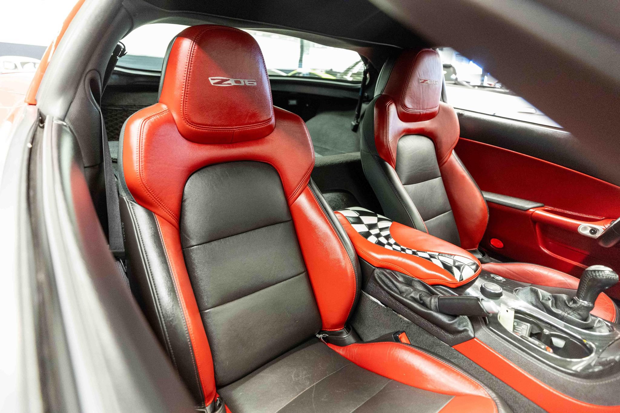 Used 2013 Chevrolet Corvette Z06 RWD image 15
